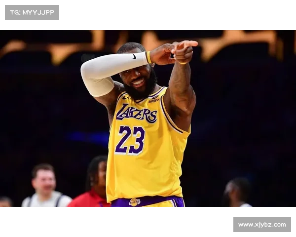 NBA十大爆笑名场面:追梦格林“助攻”詹姆斯,周琦发球送波兰 NBA十大爆笑名场面:追梦格林“助攻”詹姆斯,周琦发球送波兰